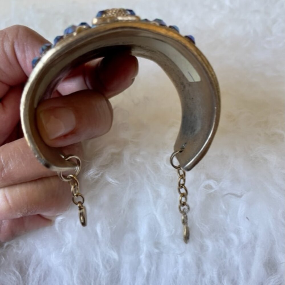 Crystal Bee Cuff Bracelet w/ clasp - Picture 2 of 8